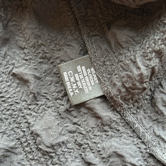 Courtney Washington size small light weight jacket poly and Lycra unique button - Picture 11 of 17